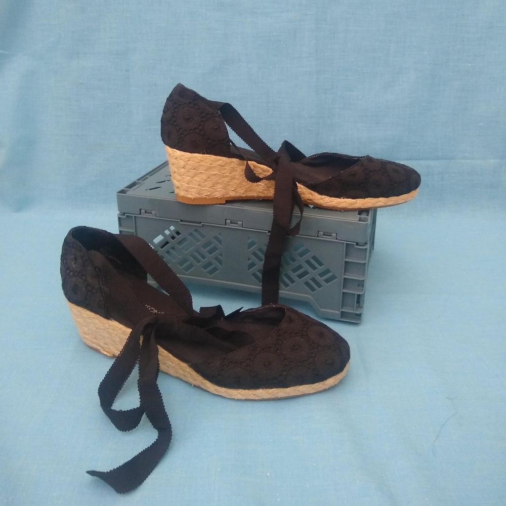 Black Lace-Up Espadrille Wedges